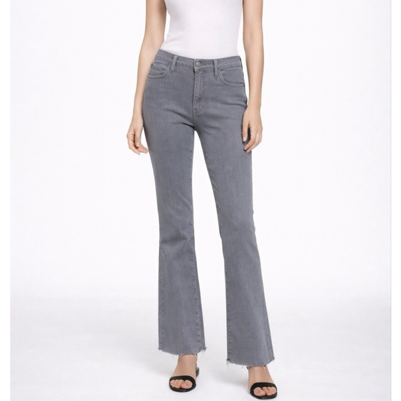 J Brand Denim - J Brand Selena MidRise Crop Boot Jeans Georgetown Grey Raw Hem 28 NWT Kick Flare